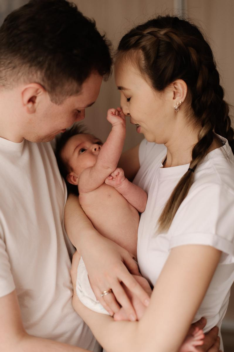 Домашняя фотосессия. Семейный фотограф Тюмень