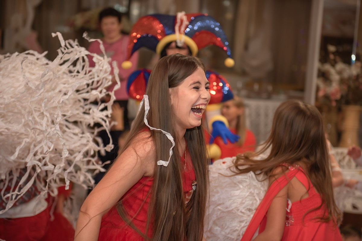 Выпускной в детской школе моделей HAPPYkids 2024. Семейный и коммерческий фотограф в Сочи Александр Бодунов