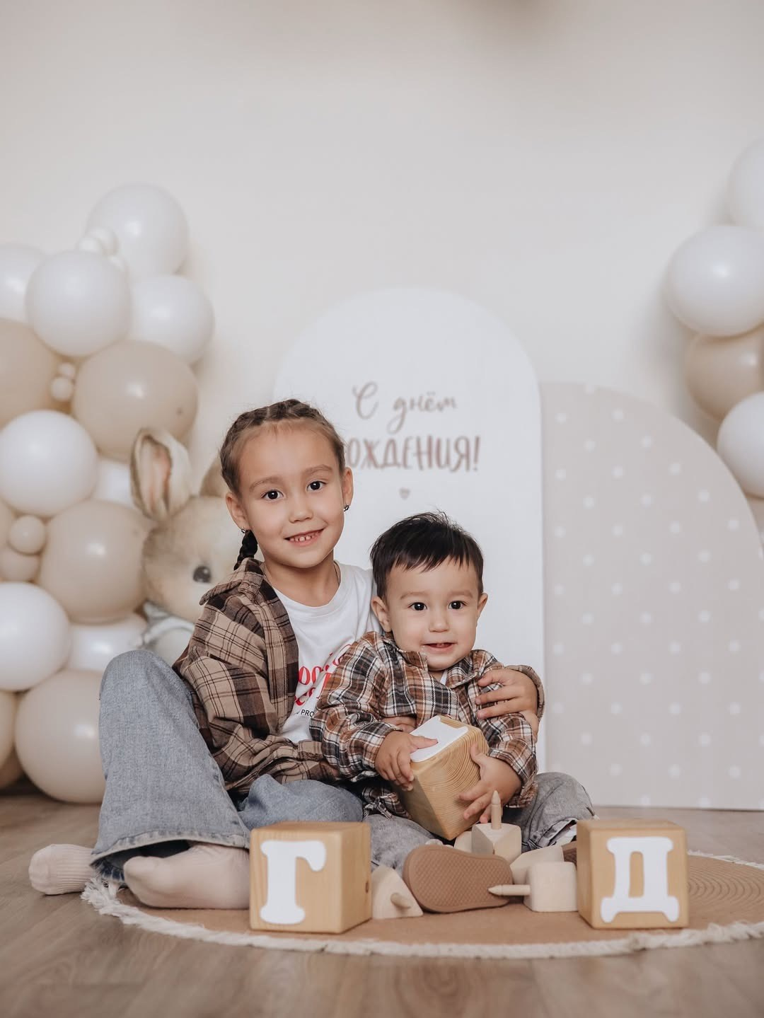 Данияр Елена Амина и Нелли. Свадебный фотограф в Петропавловске-Камчатском Артур Зябов