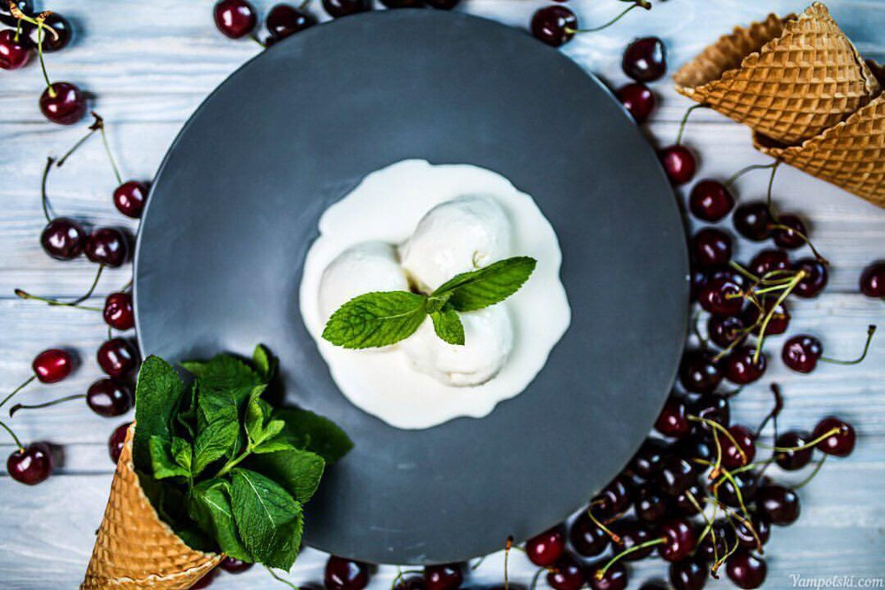 Реклама. Фотограф Александр Ямпольский