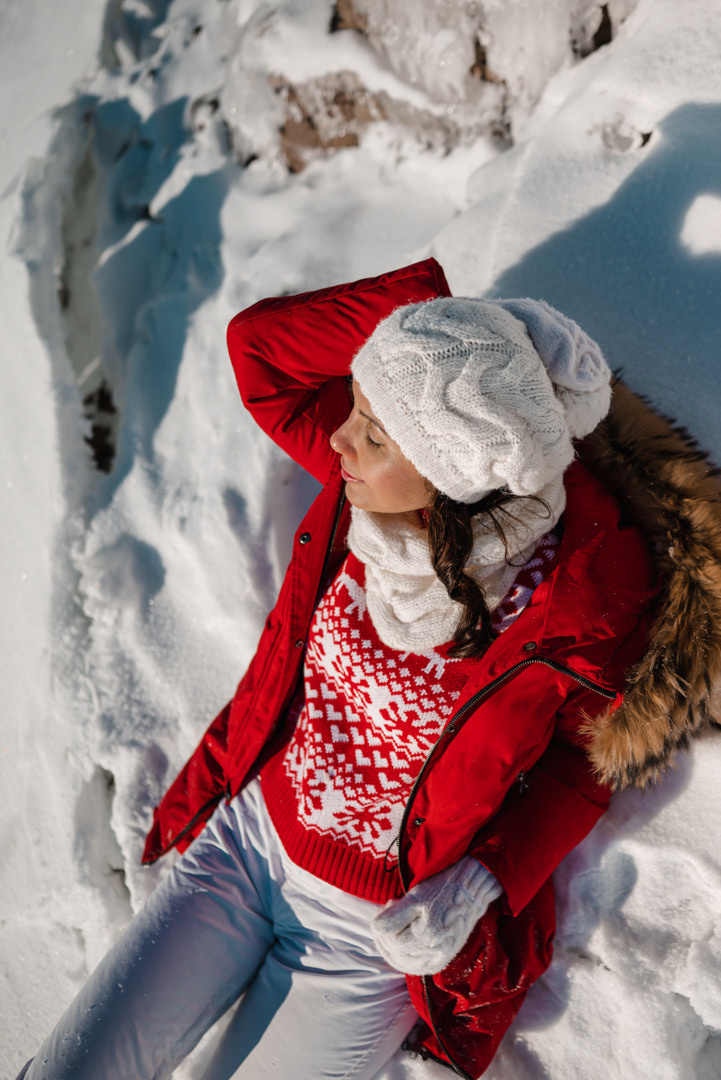 Фото в зимнем лесу. Очаровательная Наталья. Фотограф в Красноярске / Дивногорске. Файзулина Анастасия