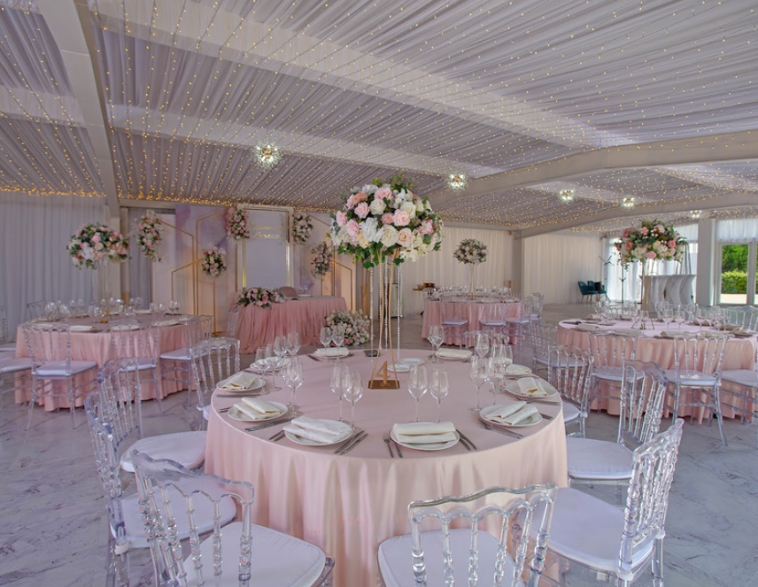 Площадка № 2-8. Свадебный организатор Москва