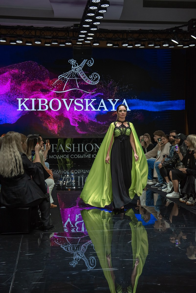 SochiFashionWeek2024 дизайнер Кибовская. Семейный и коммерческий фотограф в Сочи Александр Бодунов