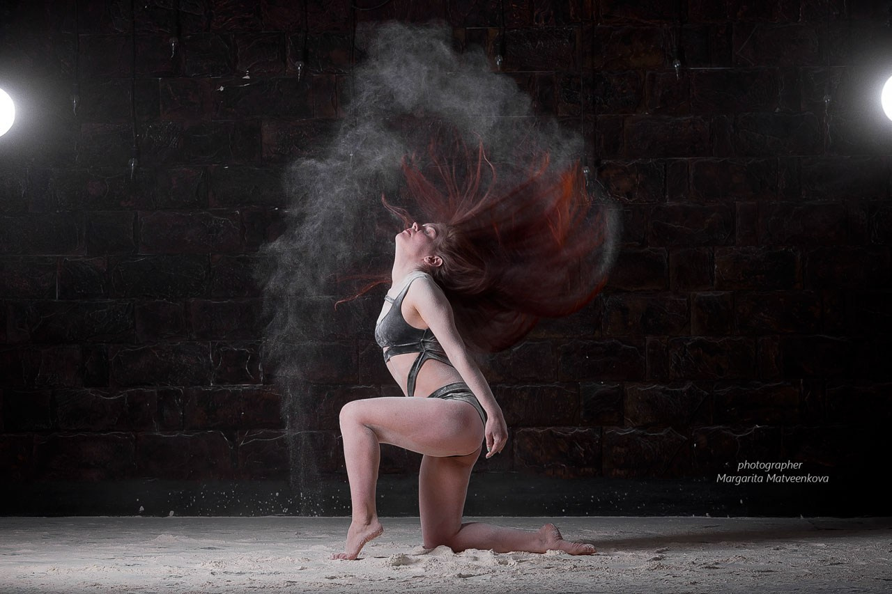 Съёмка с мукой 1. Женский фотограф Крещение Венчание Москва Брянск