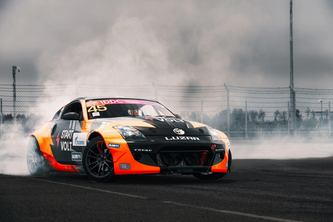 Портфолио фотографа в Санкт-Петербурге | Портреты, концерты, реклама, автоспорт, событийная и предметная съемка