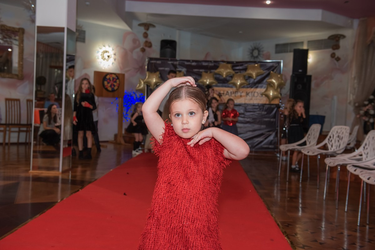 HAPPYkids дефиле санаторий Октябрьский. Семейный и коммерческий фотограф в Сочи Александр Бодунов