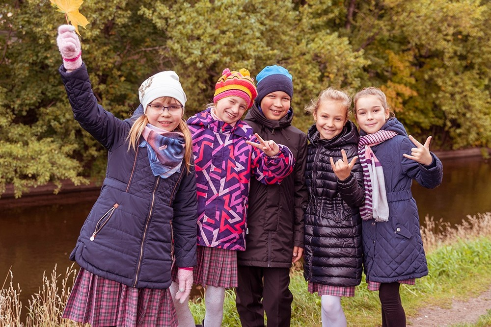 В школе. Выпускные альбомы СПБ. Фотограф в Садик и Школу