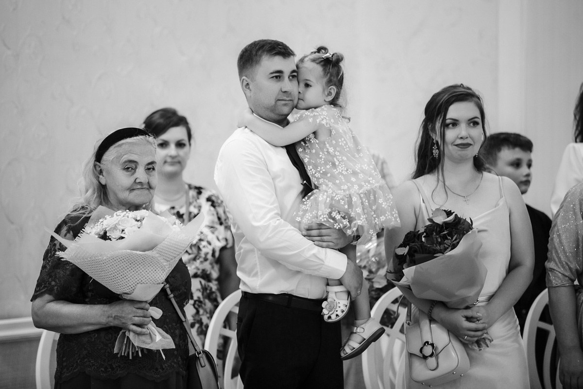 Свадебная фотосессия на Невском. Свадебный фотограф СПБ