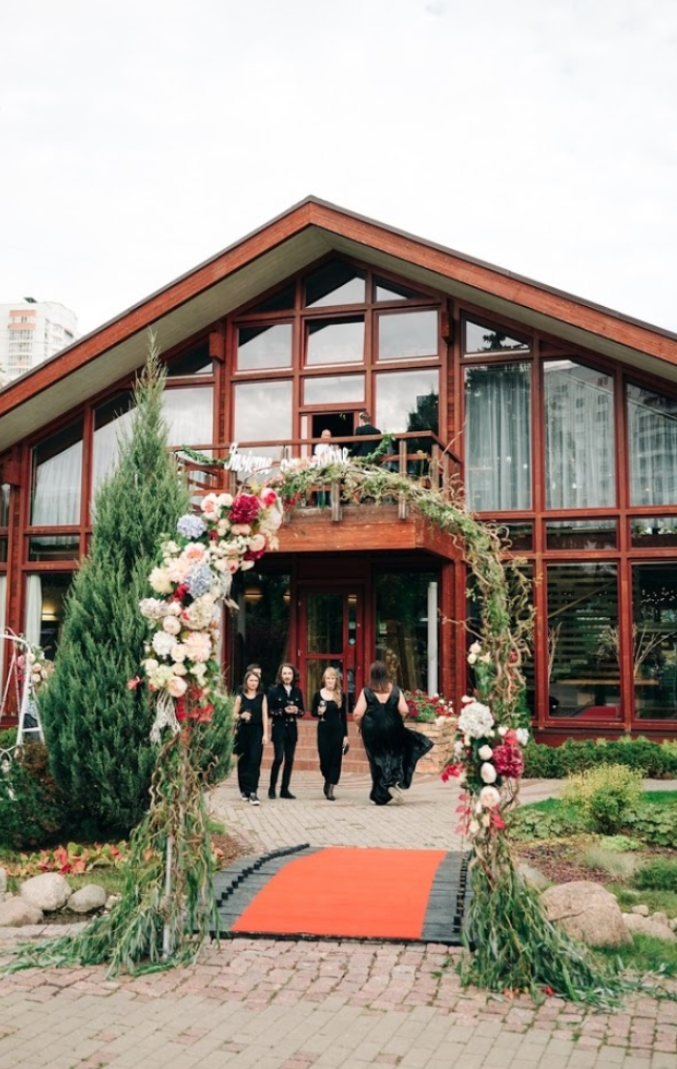 Площадка № 5-1. Свадебный организатор Москва