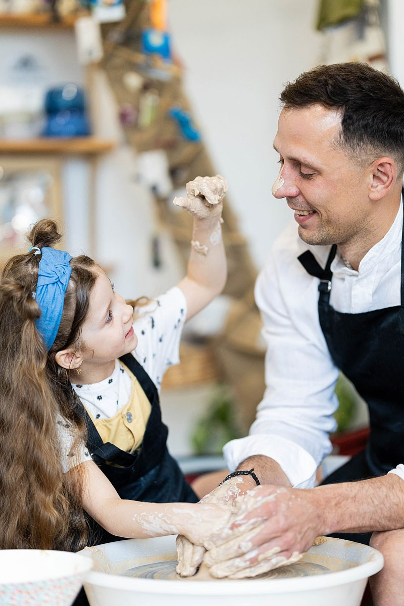 Семейные истории в гончарной мастерской. Детский и семейный фотограф Домодедово