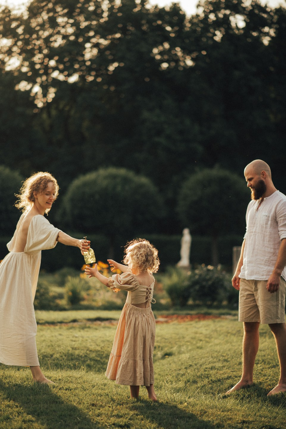 Тим, Лиза, Варя | на природе