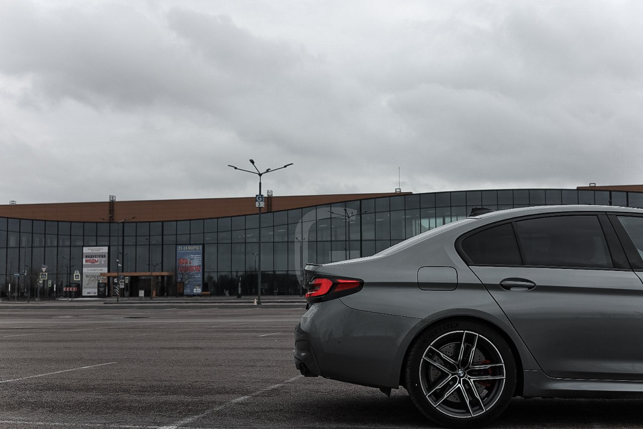 𝐵𝑀𝒲 𝑀5. Wedding Photographer from St.Petersburg