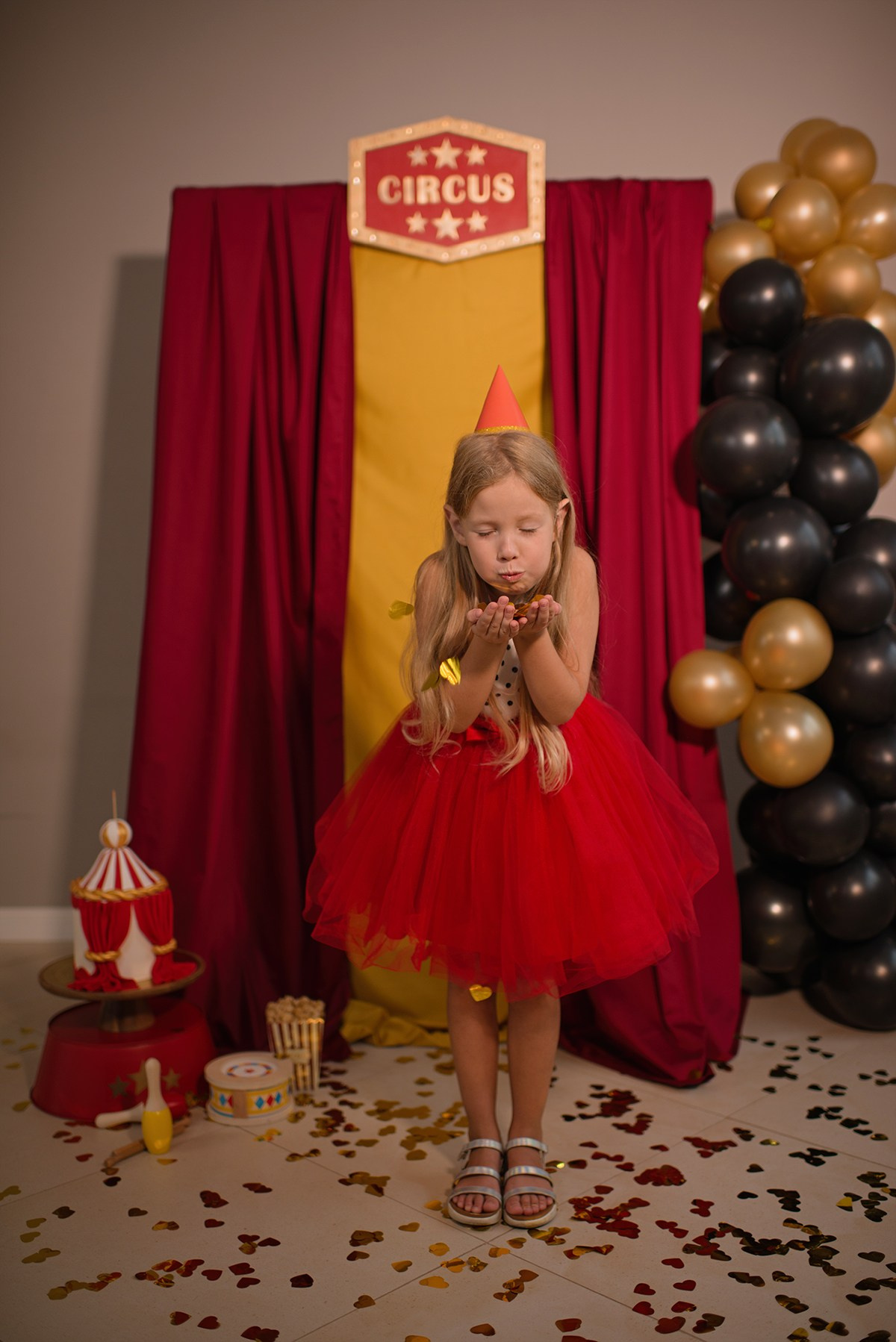 Фотосессия Дня рождения с оформлением. Фотограф в Екатеринбурге | Портреты, семейные съемки, лайфстайл