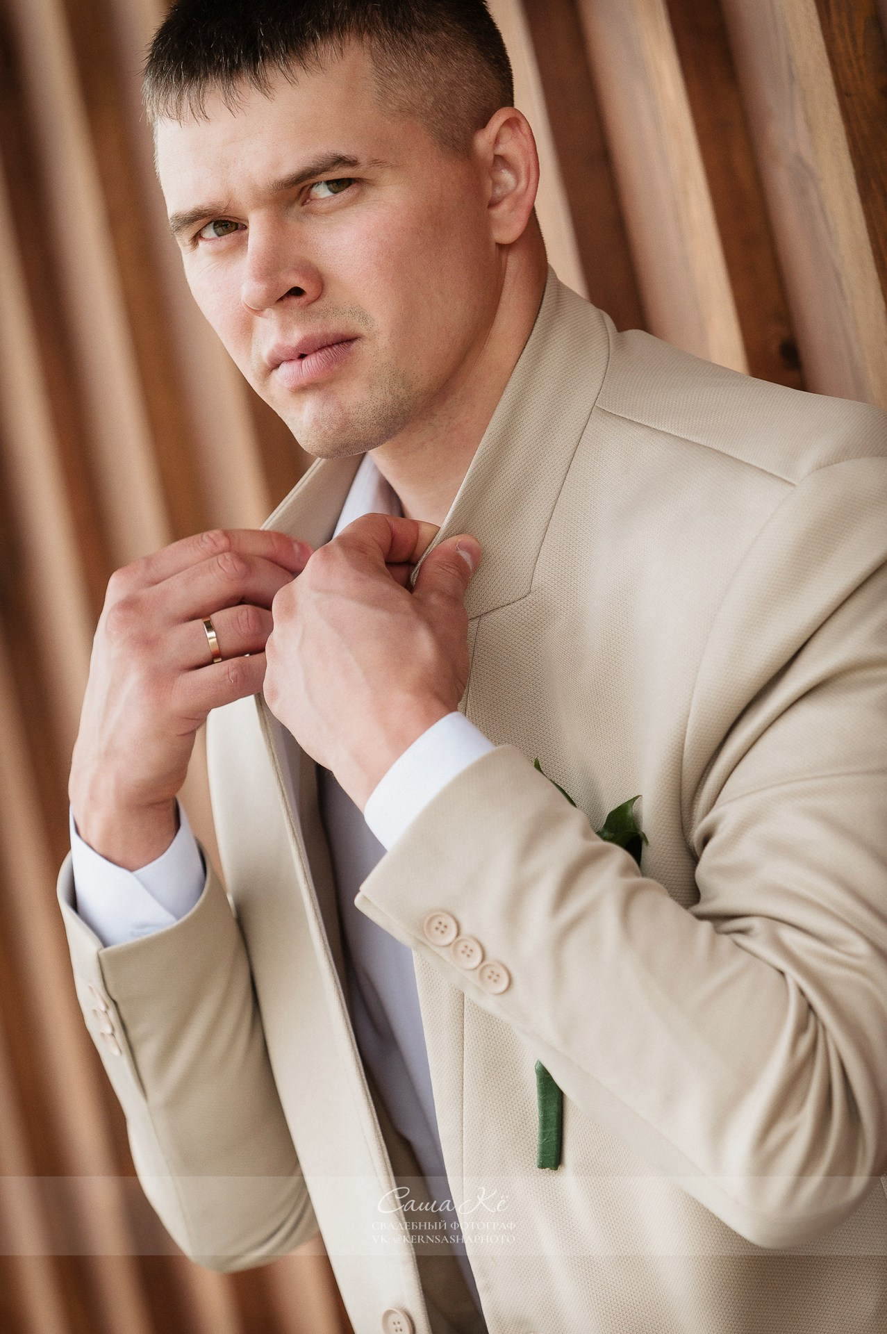 Свадебная фотосессия O&A в Парк-Арена у нового ледового дворца. Свадебный, семейный и event фотограф в Новосибирске и Новосибирской области Саша Кё