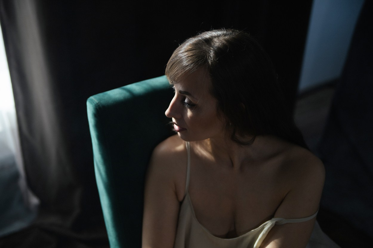 Творческий женский портрет. Фотосъёмка в студии. Арт-фотограф. Фотосъемка, авторские принты для интерьера