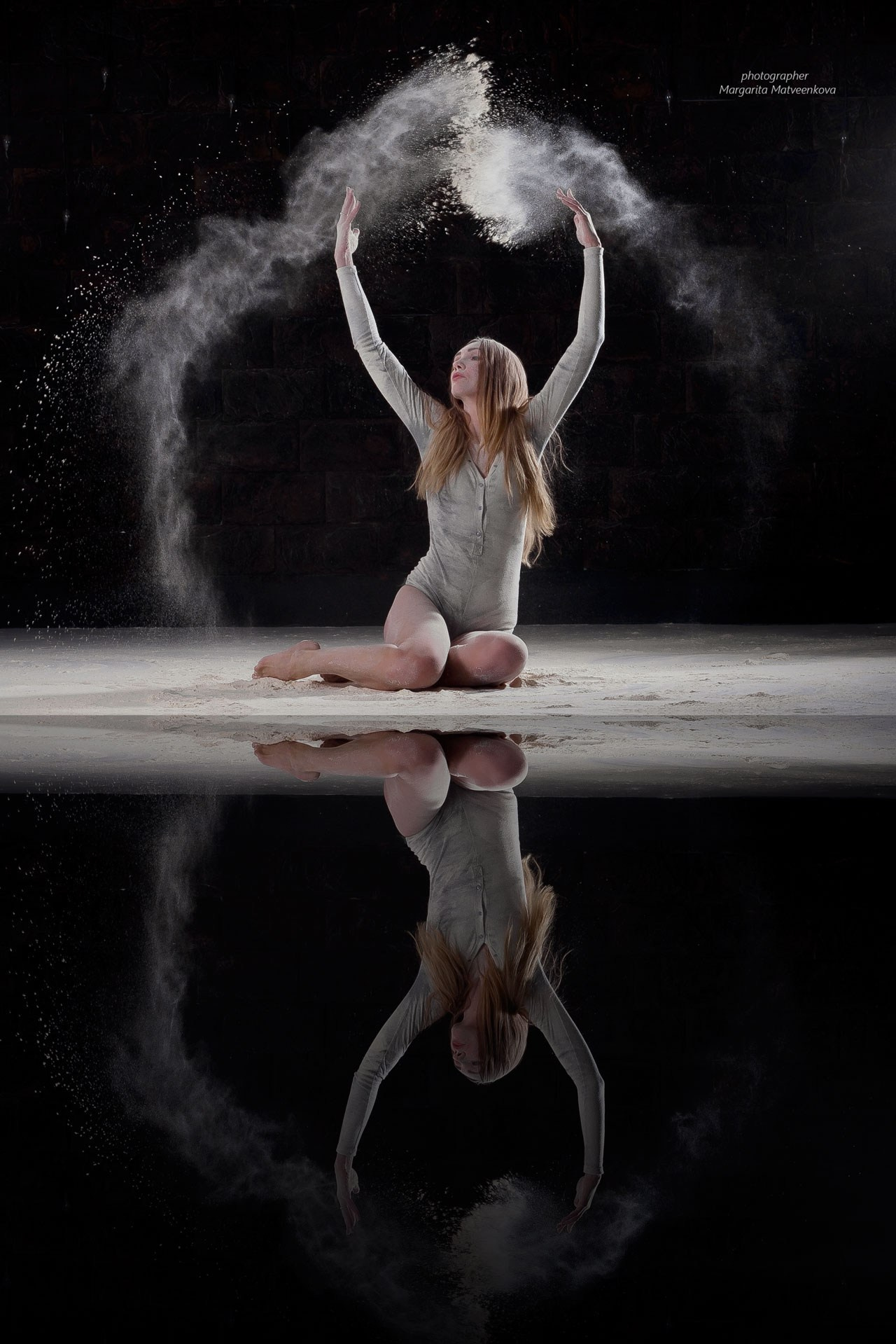 Съёмка с мукой 2. Женский фотограф Крещение Венчание Москва Брянск