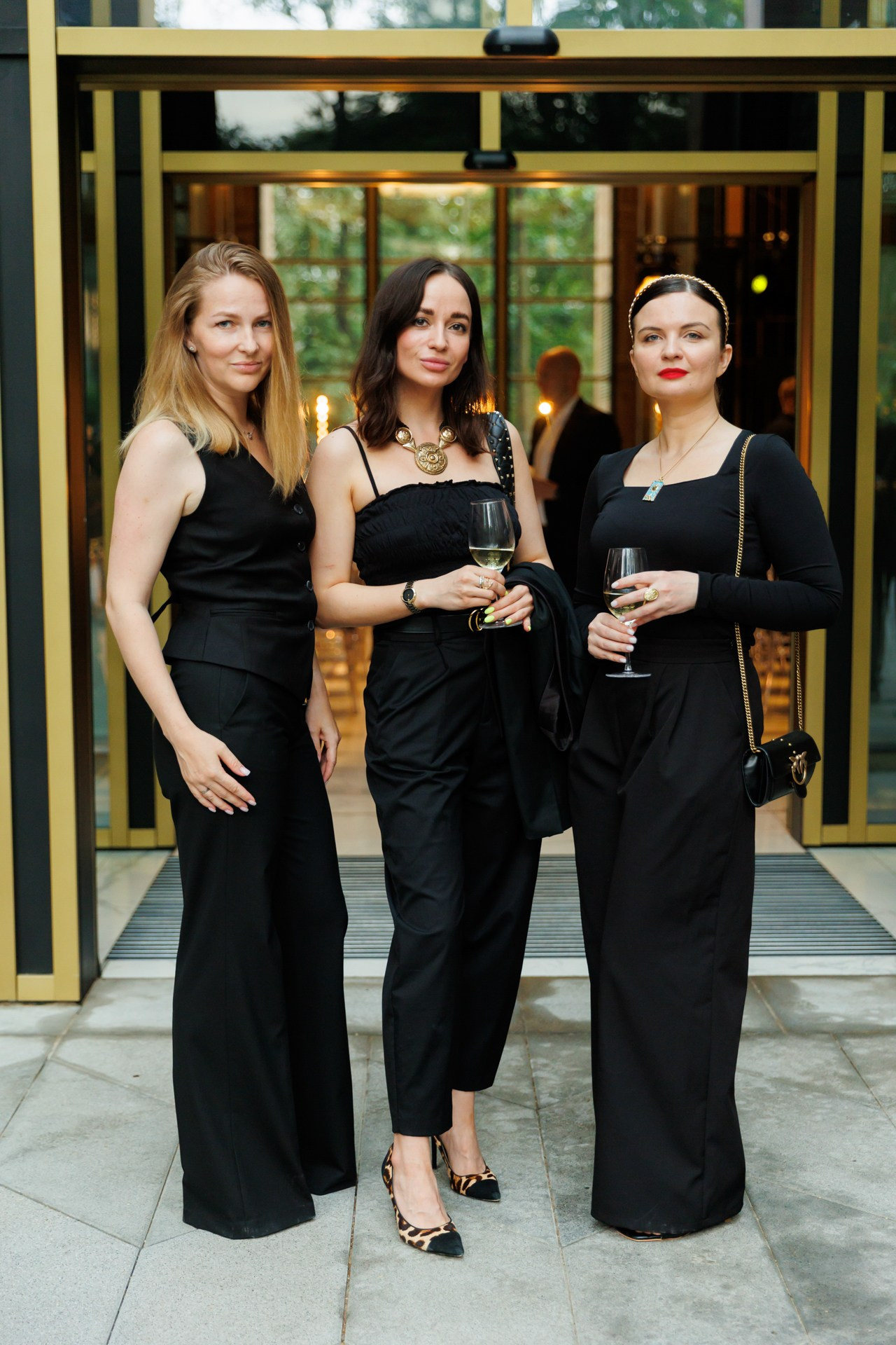 Светское. Фотограф событий, Максим Романенко