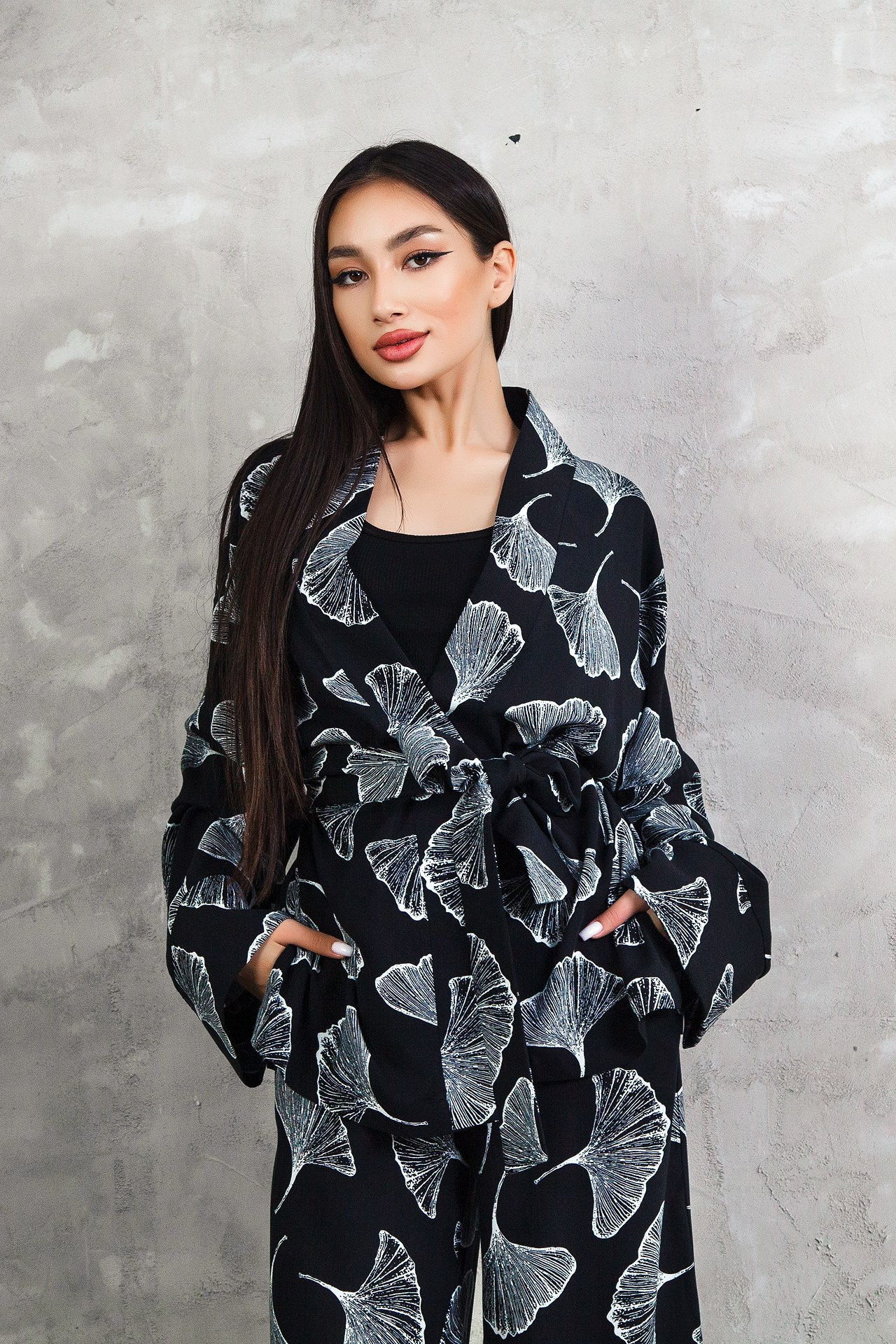 Реклама женской одежды. Натан Супервайзер по Продакшену