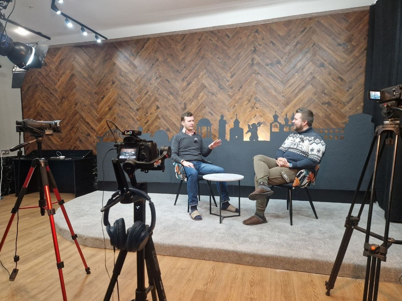 Аренда стдии. Фото и видеосъёмка в Ярославле | Грибов Медиа контент студия  — от 2500 ₽/час