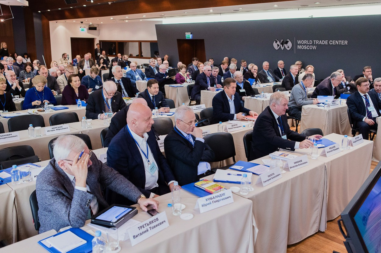 Форумы и совещания. Продакшен ПО-ТЗ | съёмка производств мероприятий интерьеров строительства