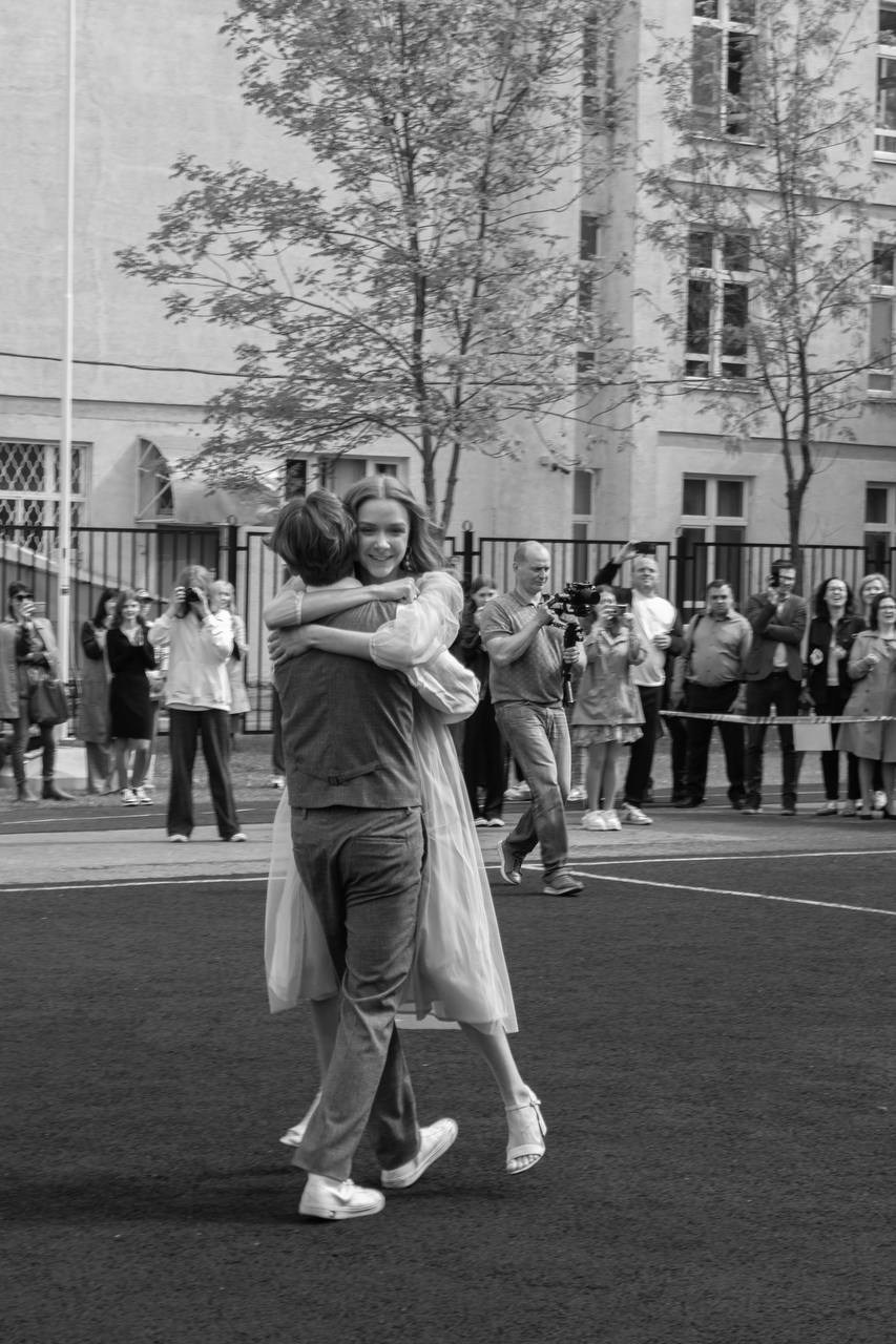Последний звонок. Фотограф про чувства Варя Сильвестрова, Москва