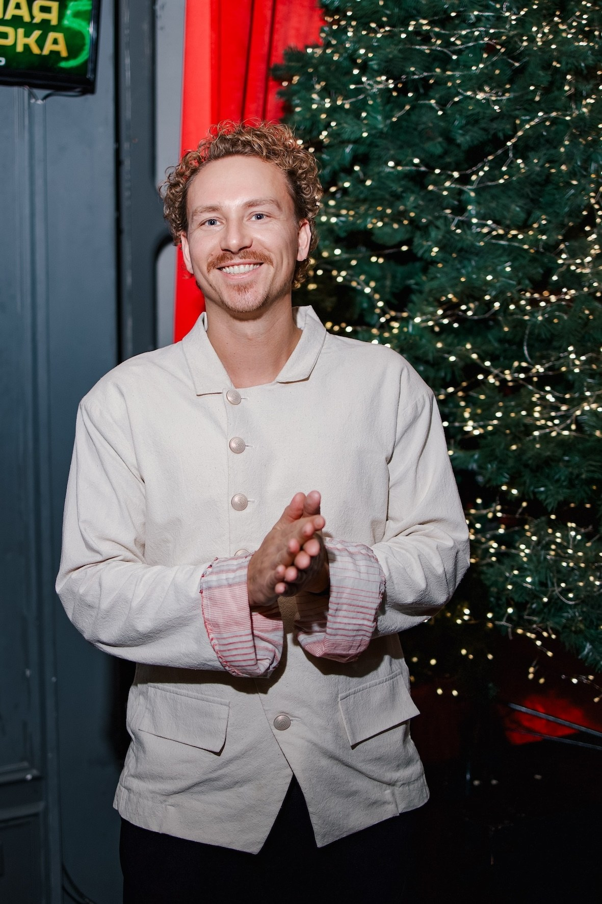 Ведущий Ураков. Подрядчики и друзья сети свадебных площадок House for wedding