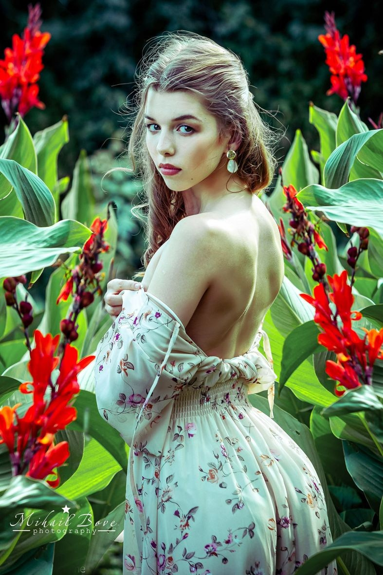 Прогулки по городу. Фотограф для маркетплейсов Михаил Бове