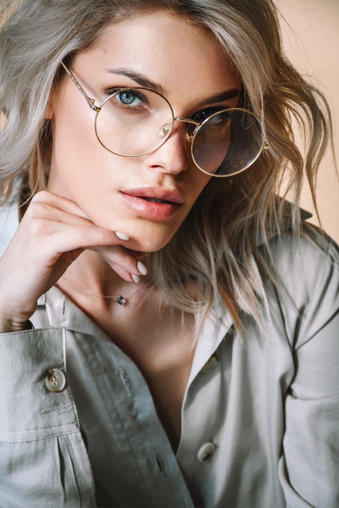 Ю Л И Я. Photokarish