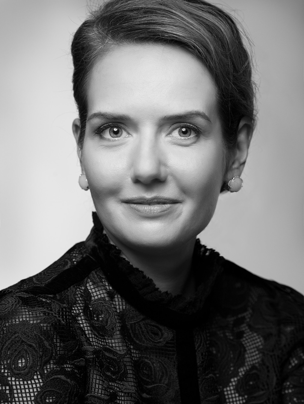 Галина. Евгений Левитан-Военский, портретный фотограф в Москве