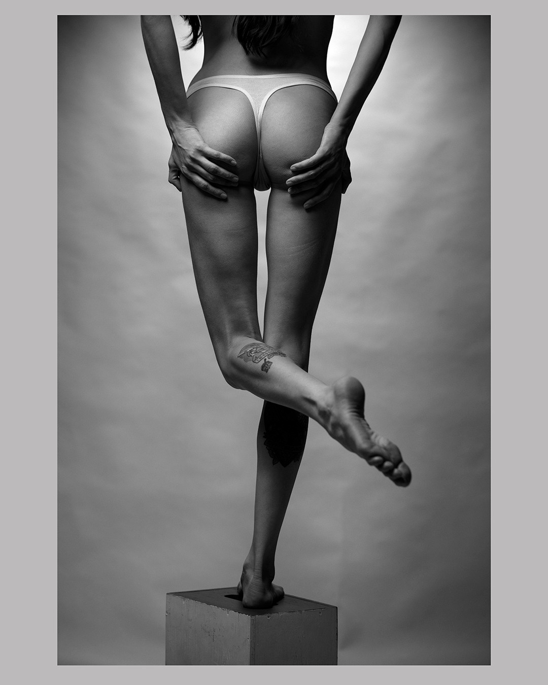 Art-Nude. Евгений Левитан-Военский, портретный фотограф в Москве