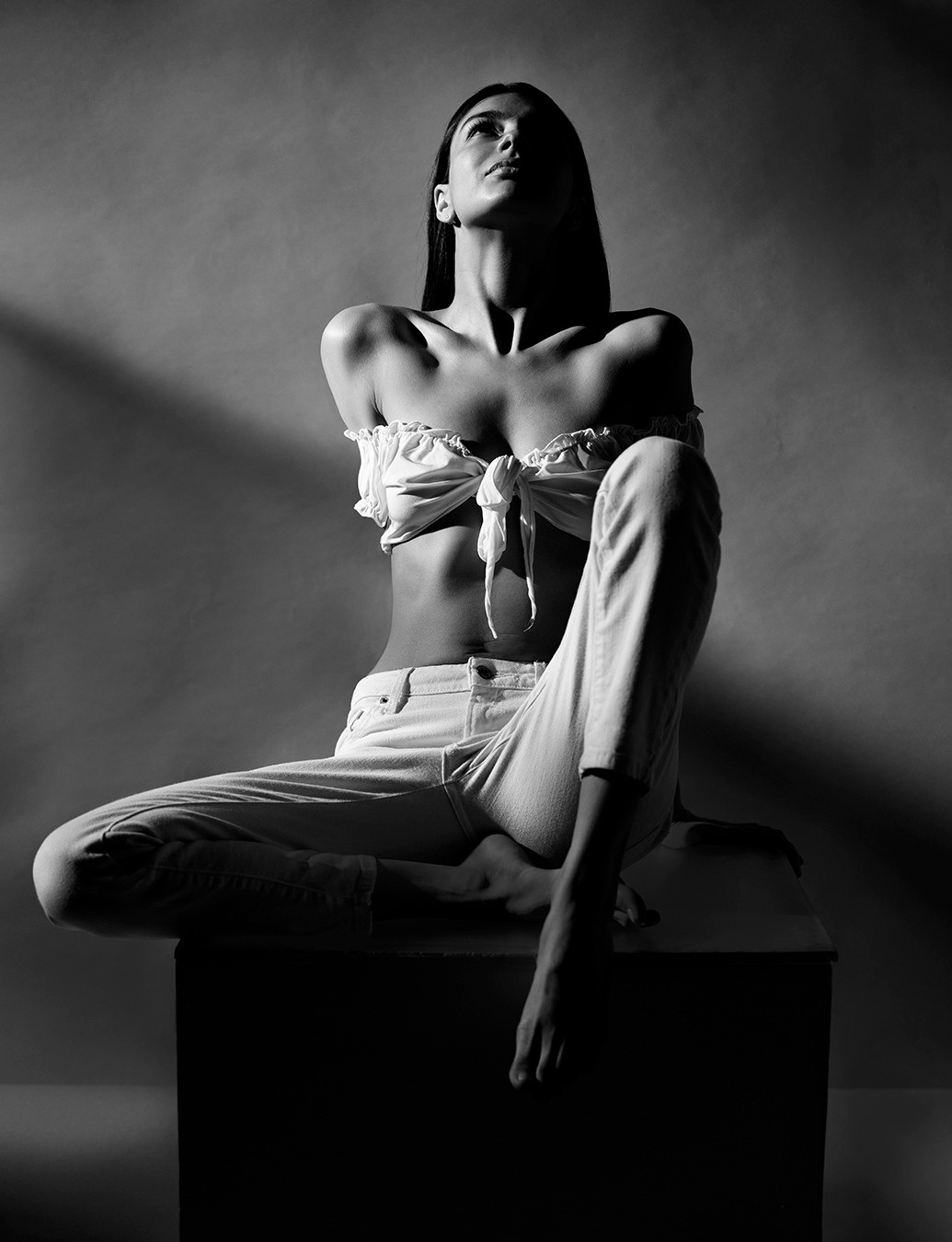 Art-Nude. Евгений Левитан-Военский, портретный фотограф в Москве