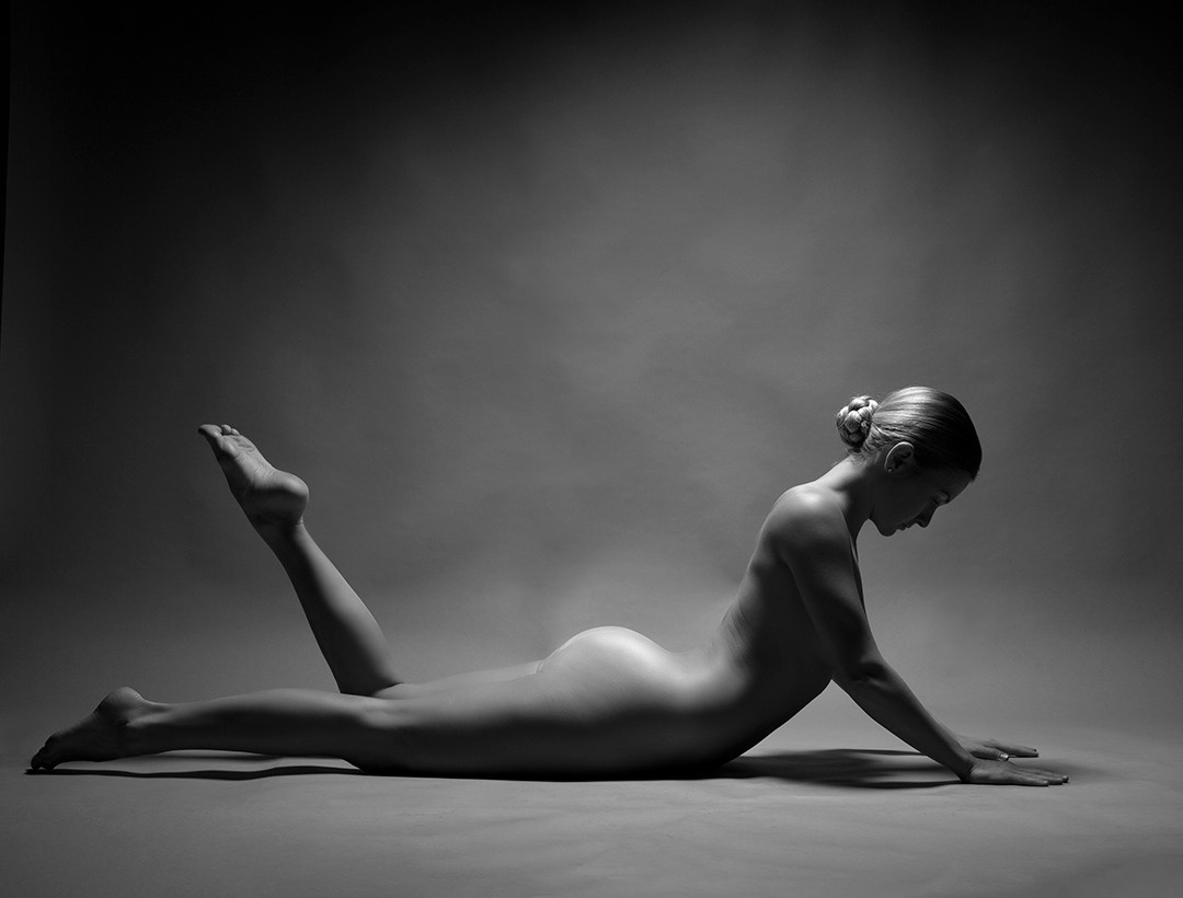 Art-Nude. Евгений Левитан-Военский, портретный фотограф в Москве