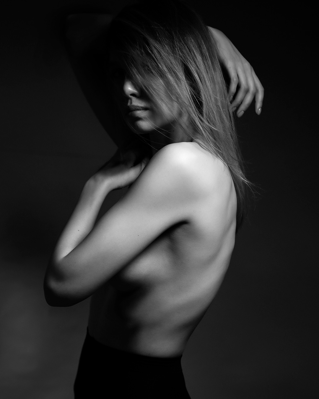 Art-Nude. Евгений Левитан-Военский, портретный фотограф в Москве