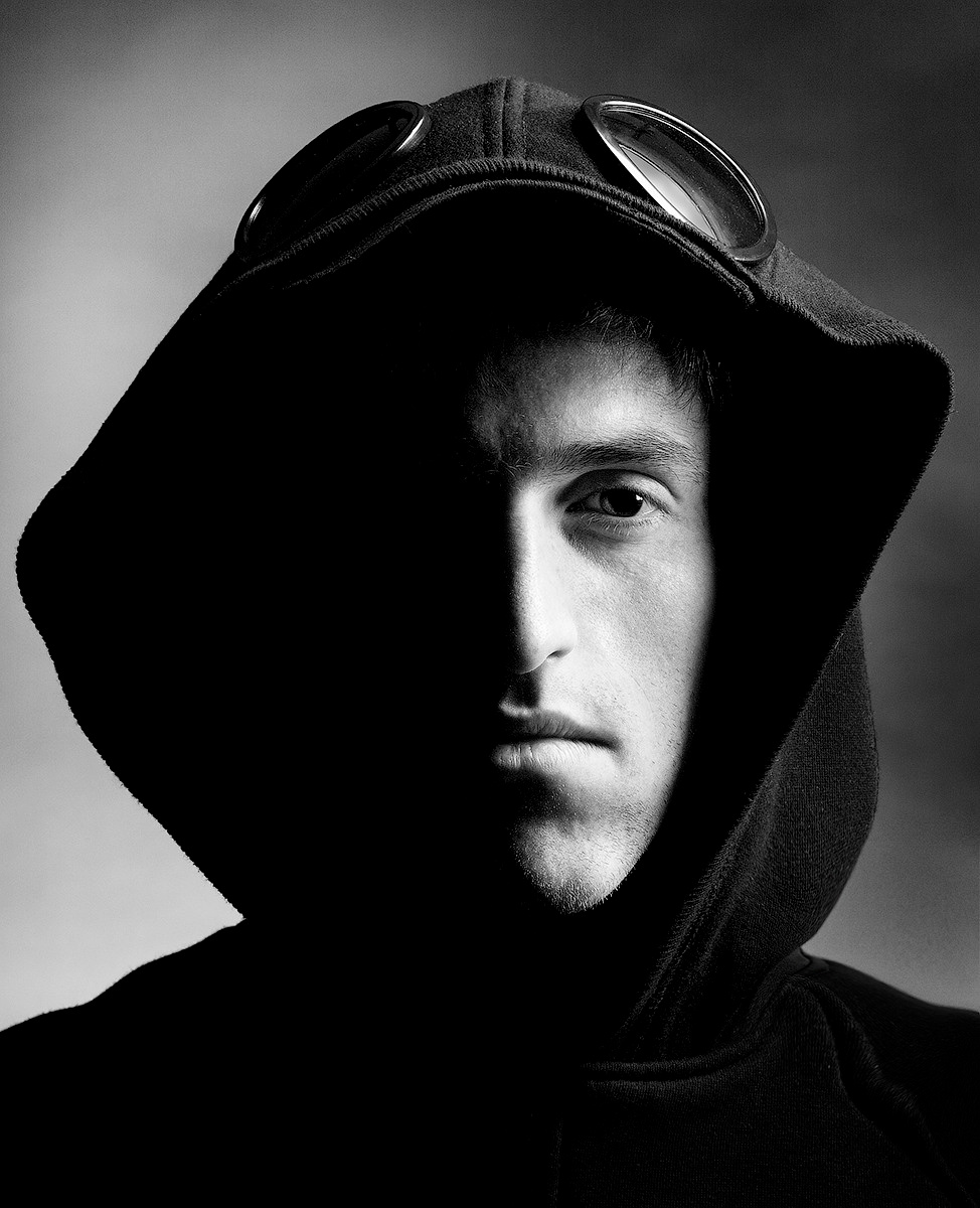 Съемки для медиа. Евгений Левитан-Военский, портретный фотограф в Москве