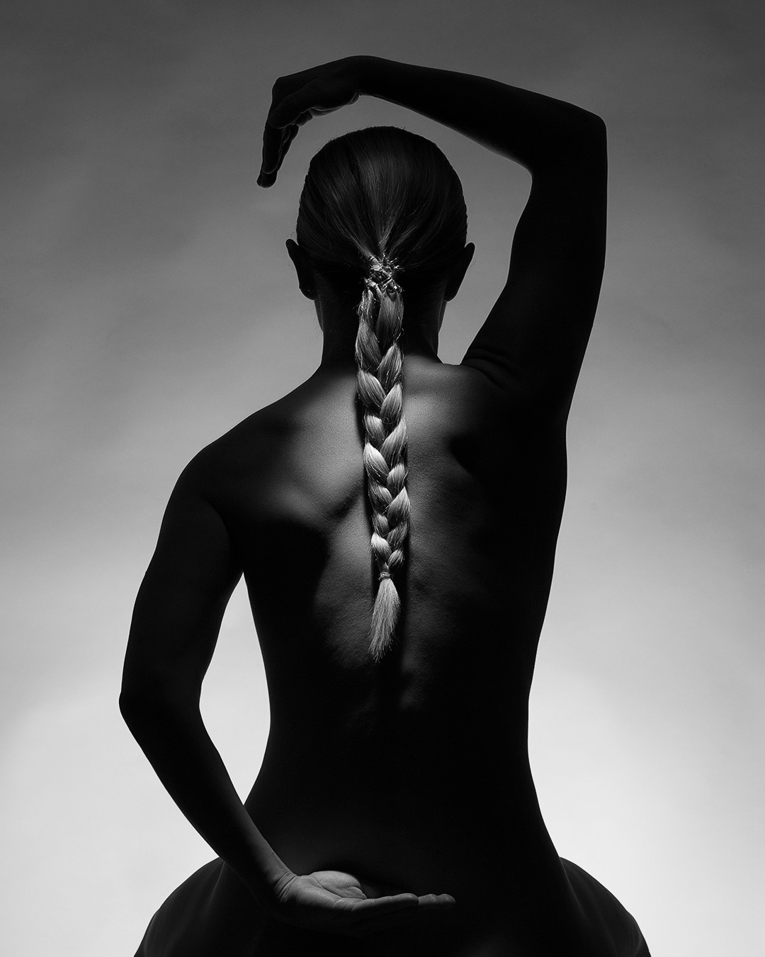 Art-Nude. Евгений Левитан-Военский, портретный фотограф в Москве