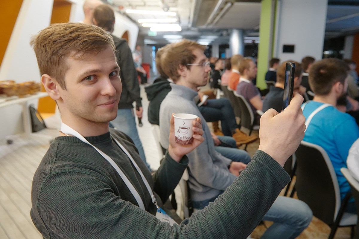 Митап в Avito. Репортажный фотограф в Москве Вадим Францев