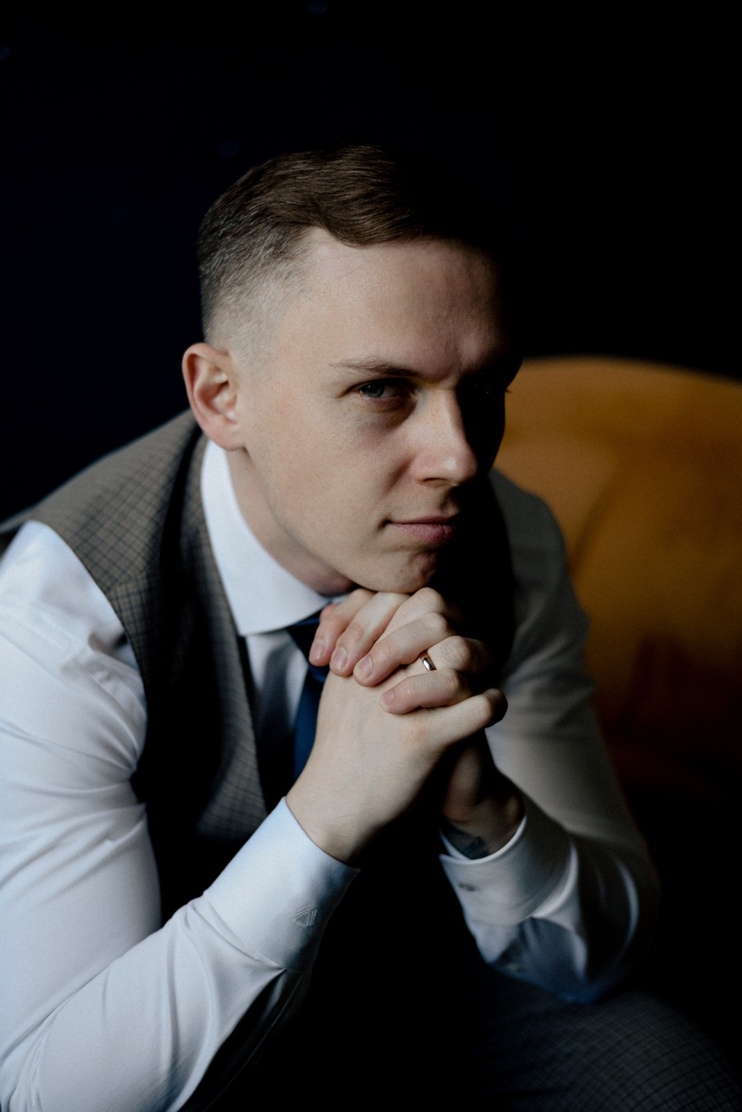 Мужской свадебный портрет: характер и стиль в объективе фотографа