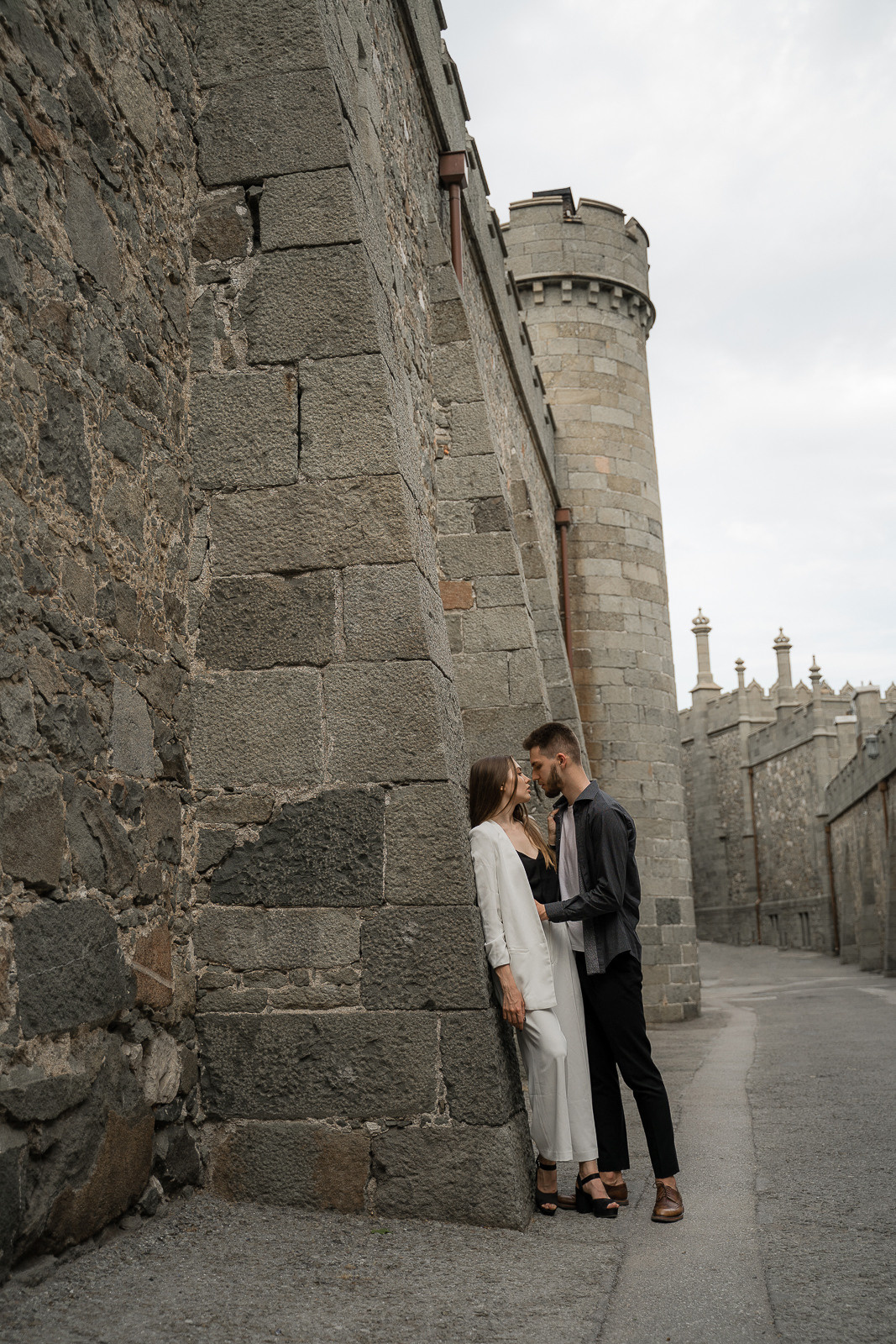 Love story. Крым, Воронцовский дворец. Фотограф в Петергофе