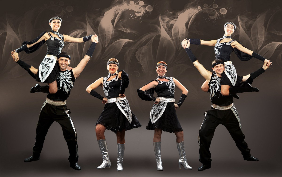 Фолк шоу группа Ярохмель. Лучший шоу коллектив на юге. Традиции и современность в музыке и танце молодых исполнителей.