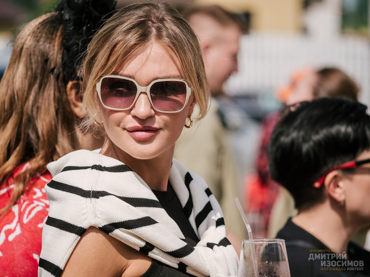 Скачки фаворитов 2024