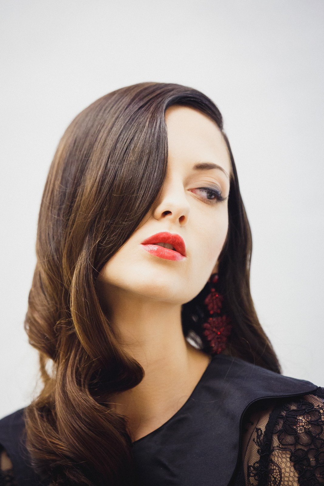 Все виды и любой сложности: Стрижки, Колористика, Укладки, Вечерние прически. DMITRY MOISEENKO — фотограф, художник, топ-стилист