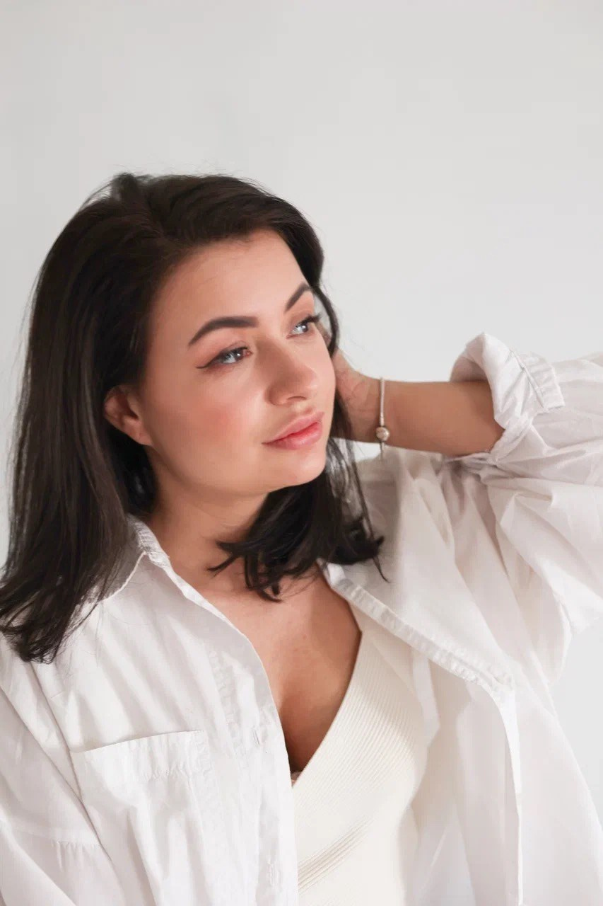 Фотосессия Ольги в светлом стиле. Фотограф ANNA GEREIHAN