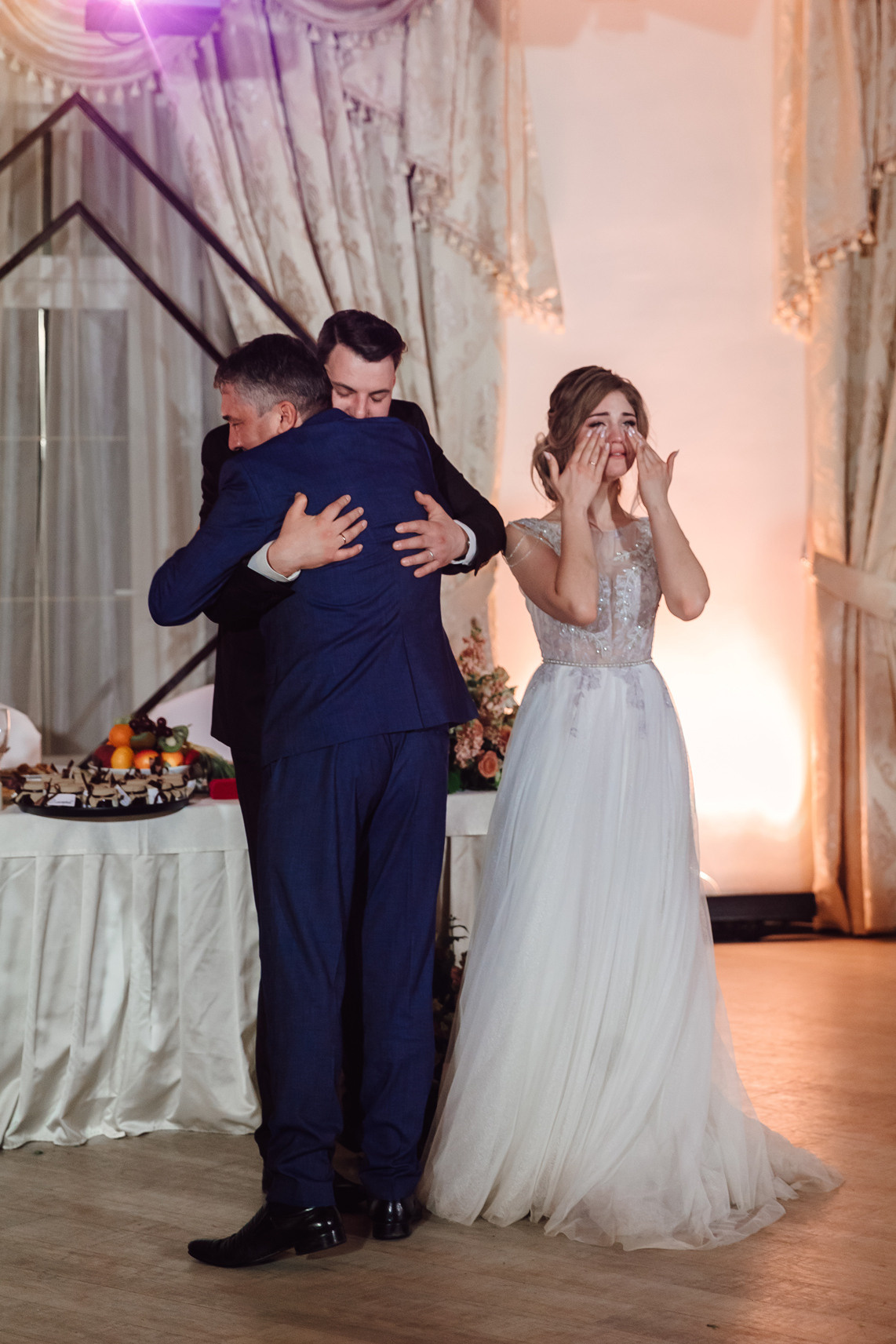 Женя и Вика. Профессиональная фотосессия в Москве и Московской области