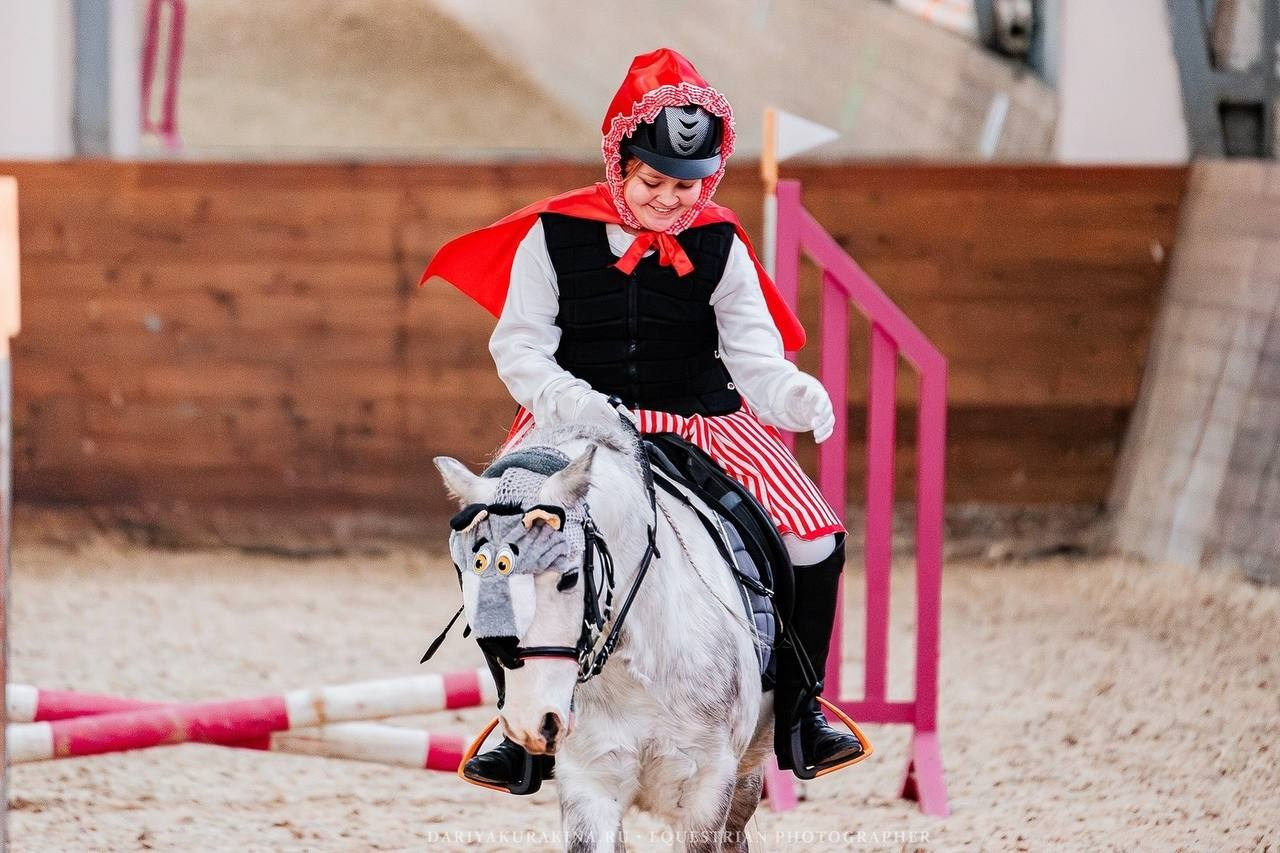 НОВЫЙ ГОД В КСК «АЛМАЗОВО», КОНКУР. Куракина Дарья • Конный фотограф