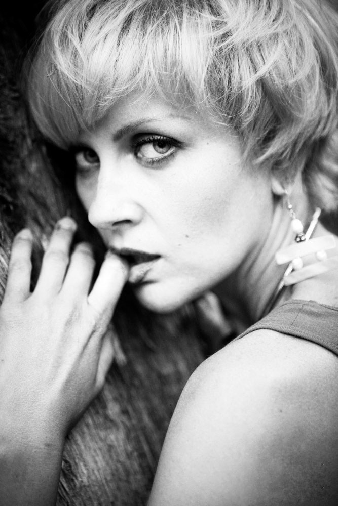 Режиссер и актриса Мария Чупринская, Черногория. Фотограф Анна Анисимова. Свадьбы, портреты, творческий репортаж