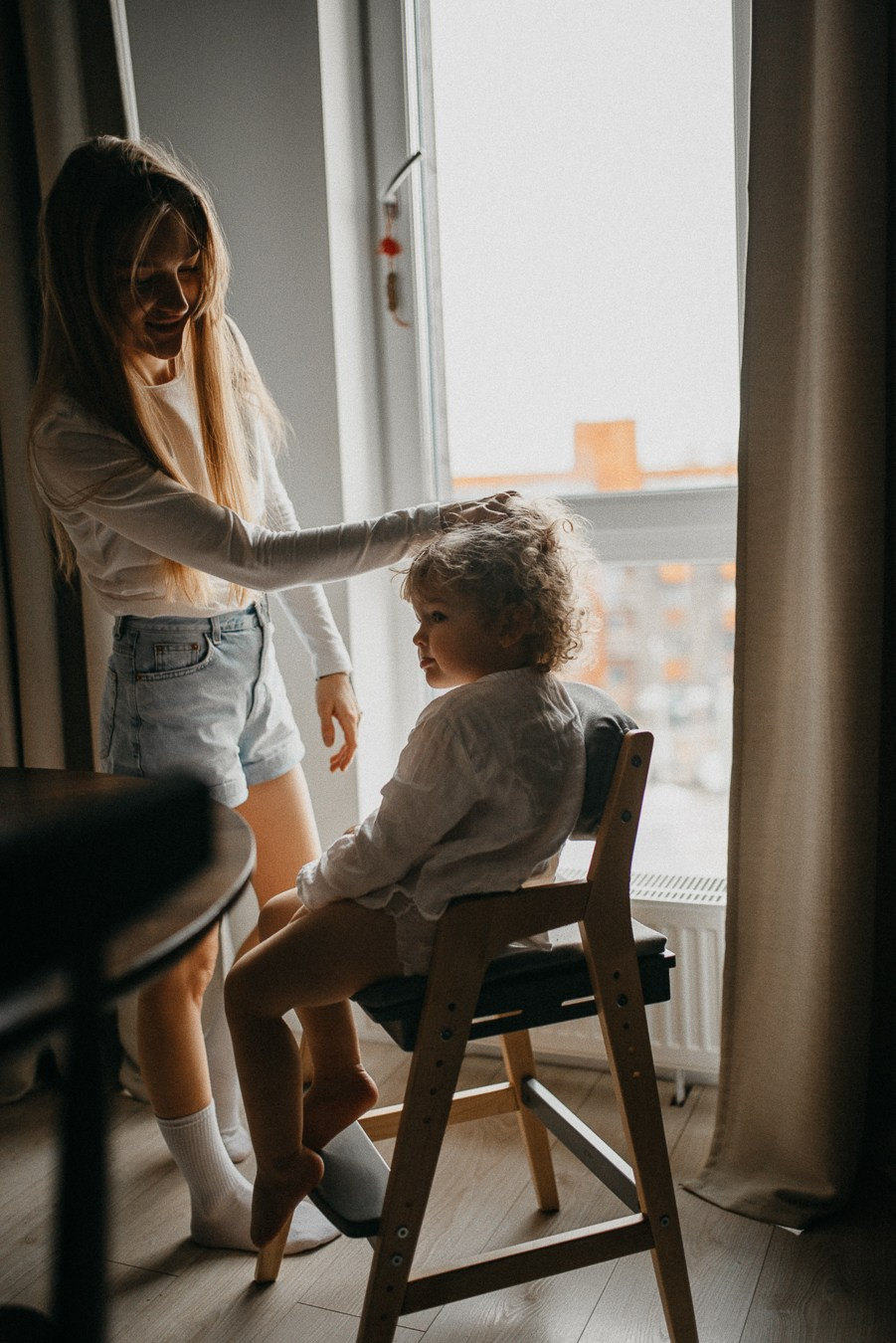 Костя, Яна, Кристина, Леон | дома