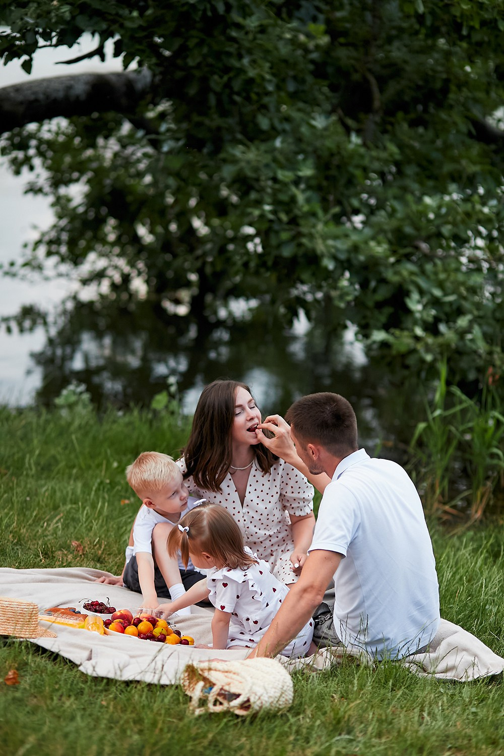 семейная фотосессия краснодар, парк Краснодар фотосессия, красивые места в краснодаре для фотосессий, фотографы краснодара фотосесии