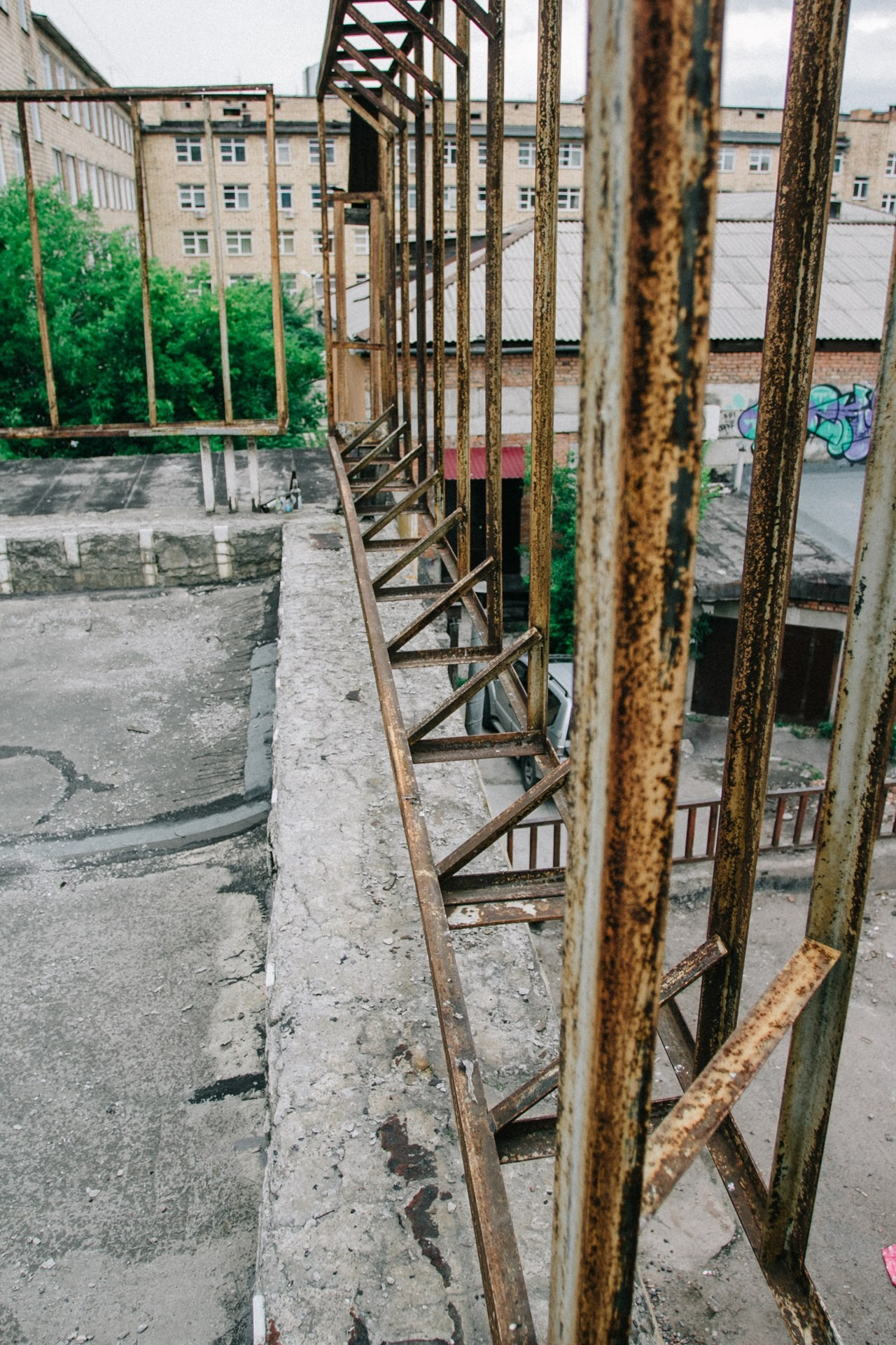 Флаг в руки. Выставка художников @ Центр города. Репортажный фотограф Максим Полянский. Москва, Санкт-Петербург, Красноярск