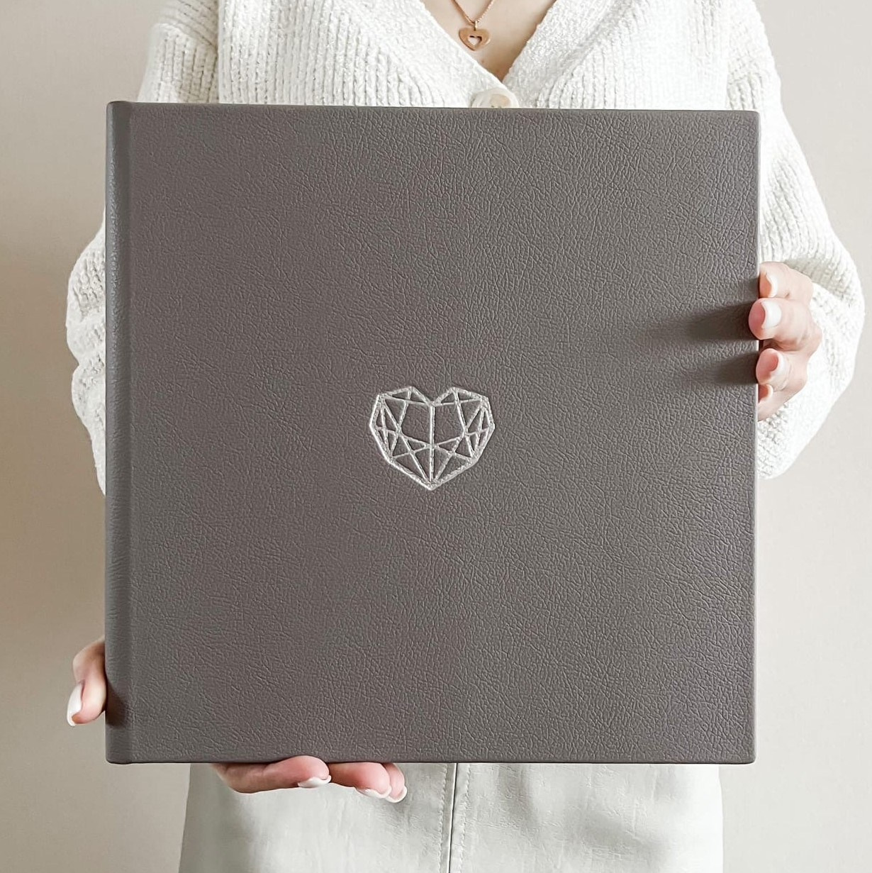 ФОТОКНИГИ. Валеева Виктория | Свадебный фотограф в Ростове-на-Дону и Москве