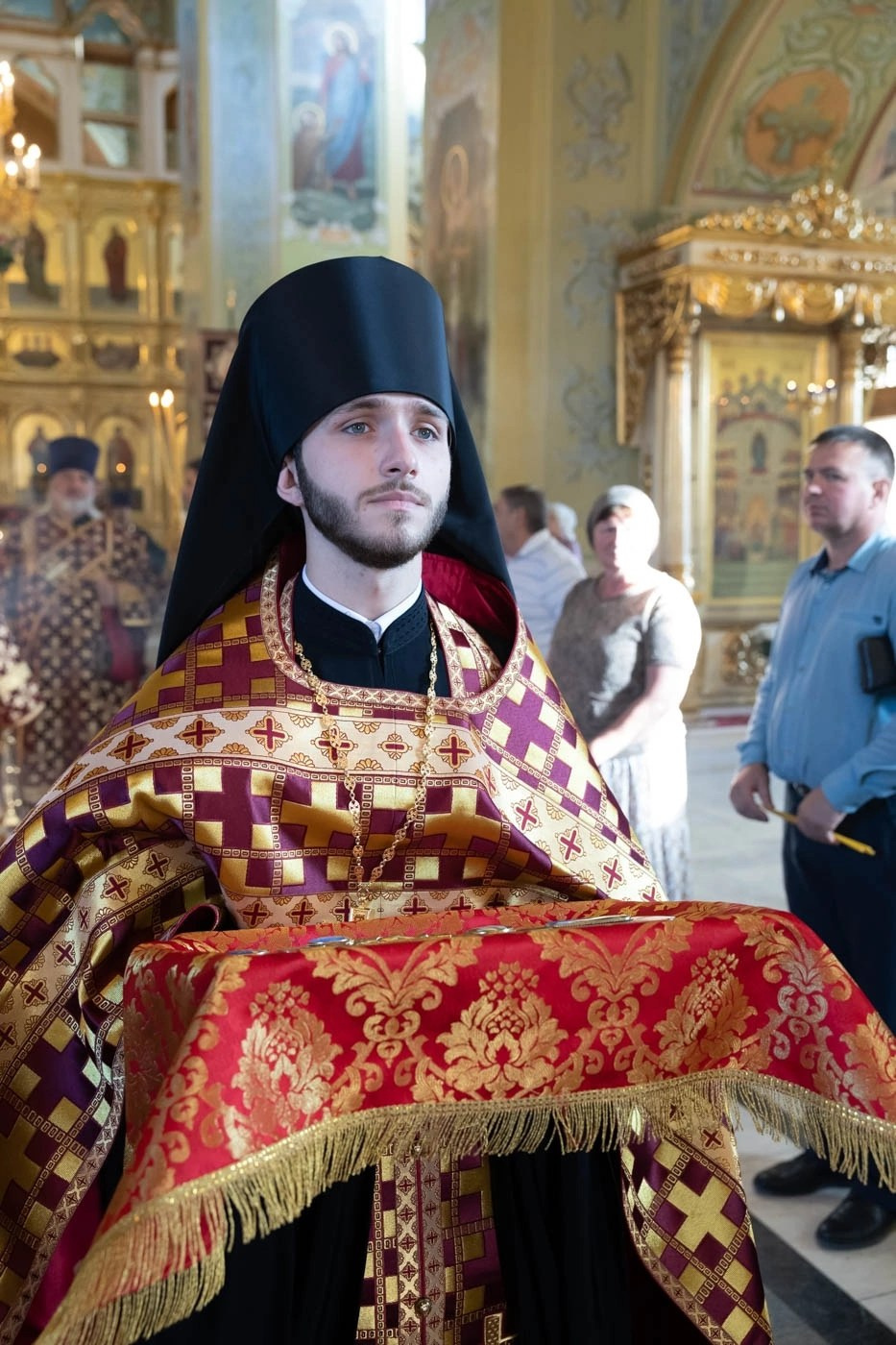 В КАНУН СОБОРА САРАТОВСКИХ СВЯТЫХ СОВЕРШЕНО СОБОРНОЕ АРХИЕРЕЙСКОЕ БОГОСЛУЖЕНИЕ. Саратовское Северо-Западное благочиние